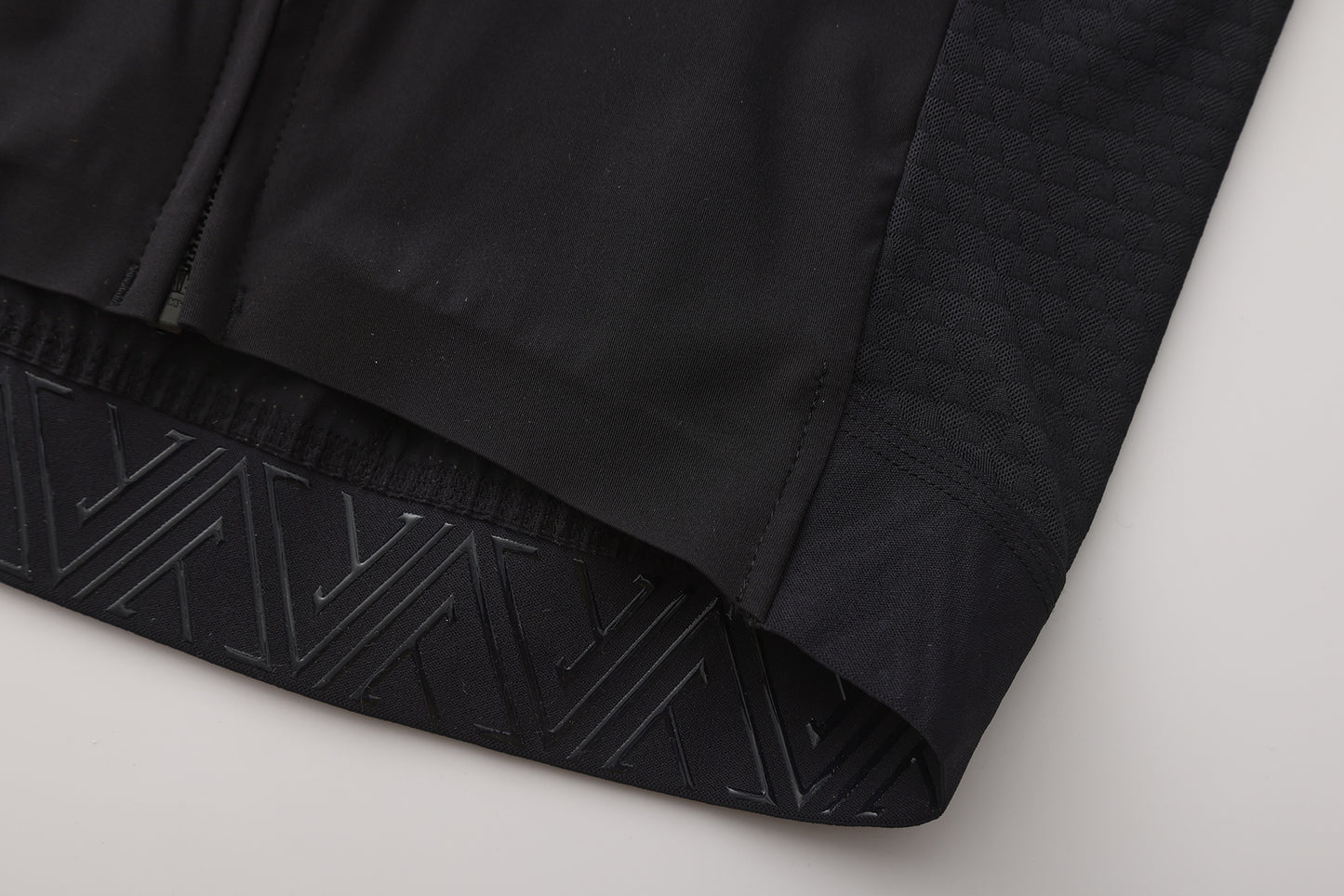 AeroFlow LS BlackOut